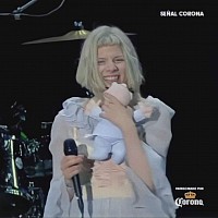 Aurora Aksnes dr simi Corona Capital 2021